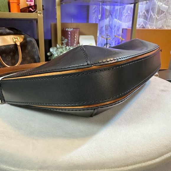 Louis Vuitton Monogram Mat Fowler handbag Silver Gray Shoulder Bag - Picture 12 of 14